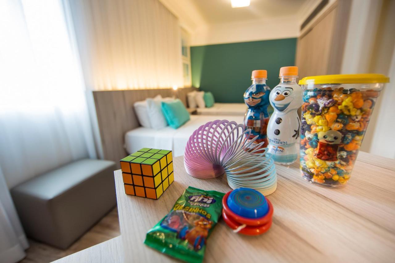 מלון סאו פאולו Radisson Oscar Freire מראה חיצוני תמונה A selection of fidget toys
