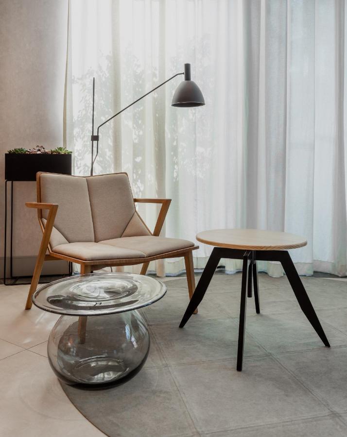 מלון סאו פאולו Radisson Oscar Freire מראה חיצוני תמונה The 365 chair